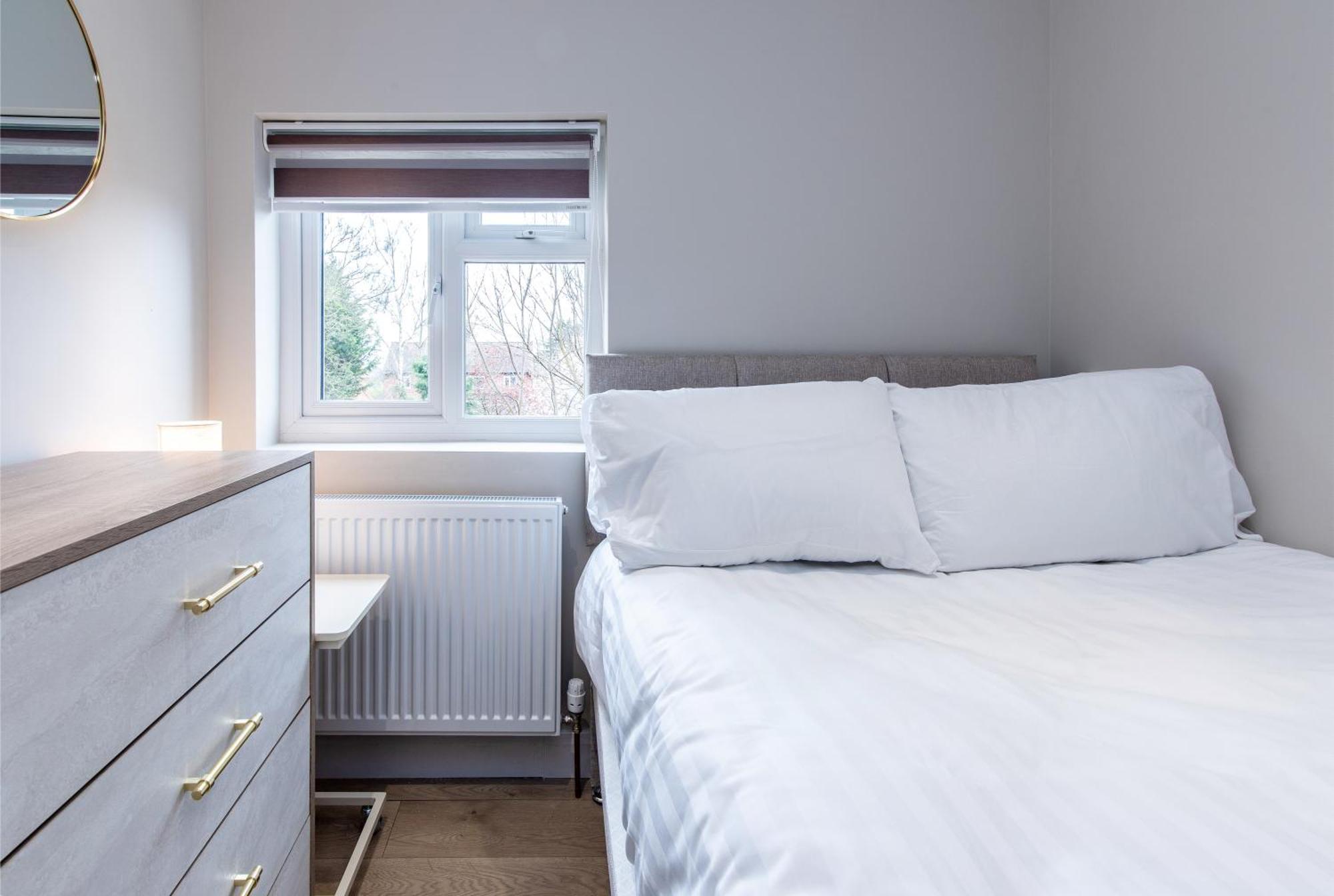 3 Bedroom Terraced House In Beeston Ideal For Corporate * Beeston (Nottinghamshire)